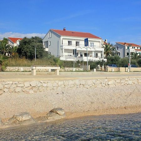 Apartments By The Sea Novalja, Pag - 9326 Екстер'єр фото