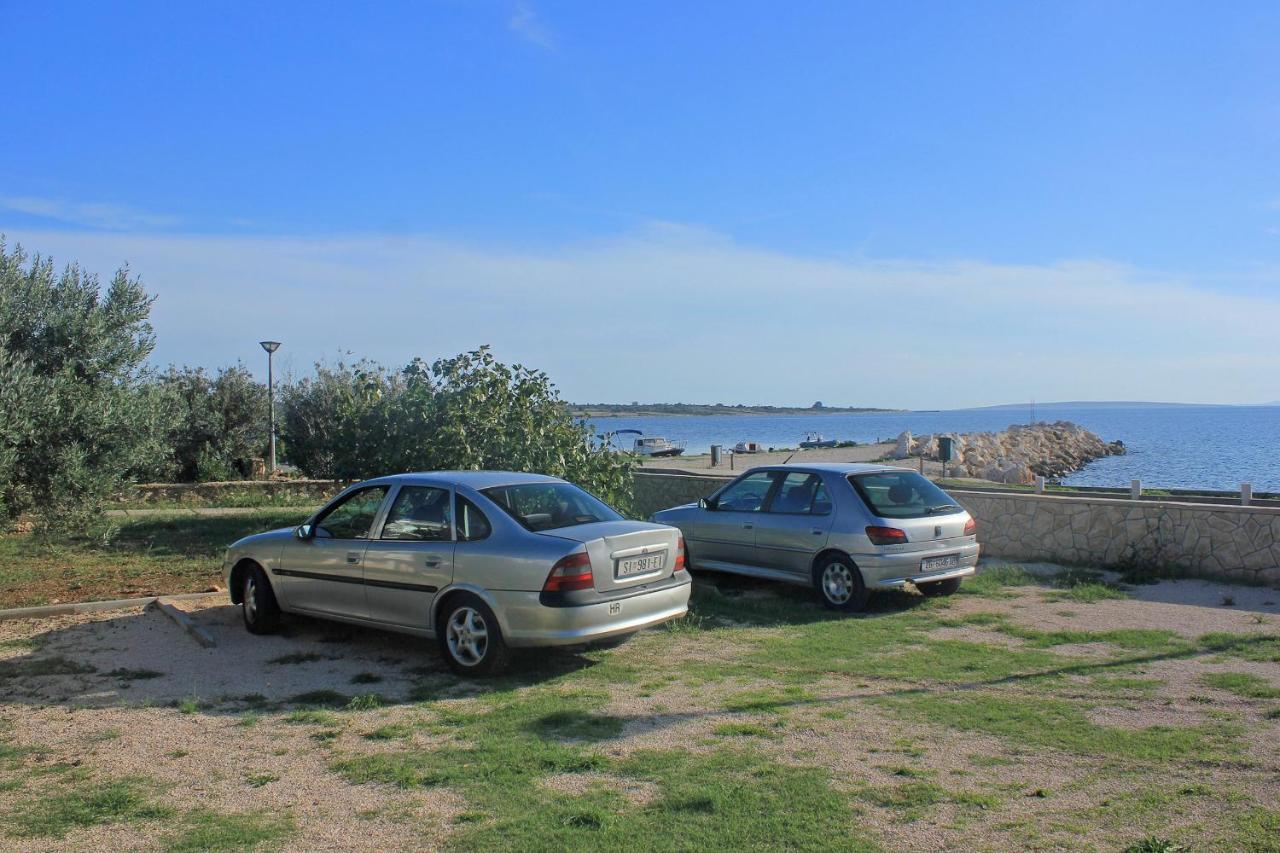 Apartments By The Sea Novalja, Pag - 9326 Екстер'єр фото