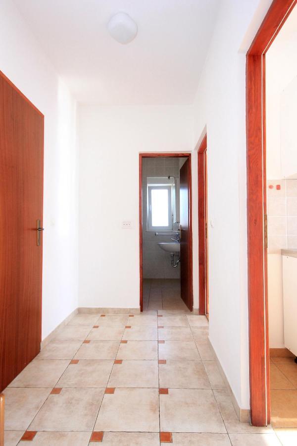 Apartments By The Sea Novalja, Pag - 9326 Екстер'єр фото