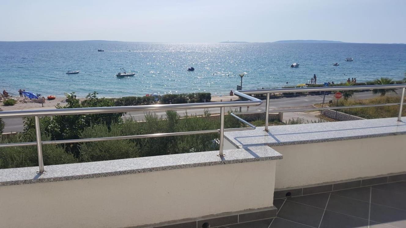 Apartments By The Sea Novalja, Pag - 9326 Екстер'єр фото